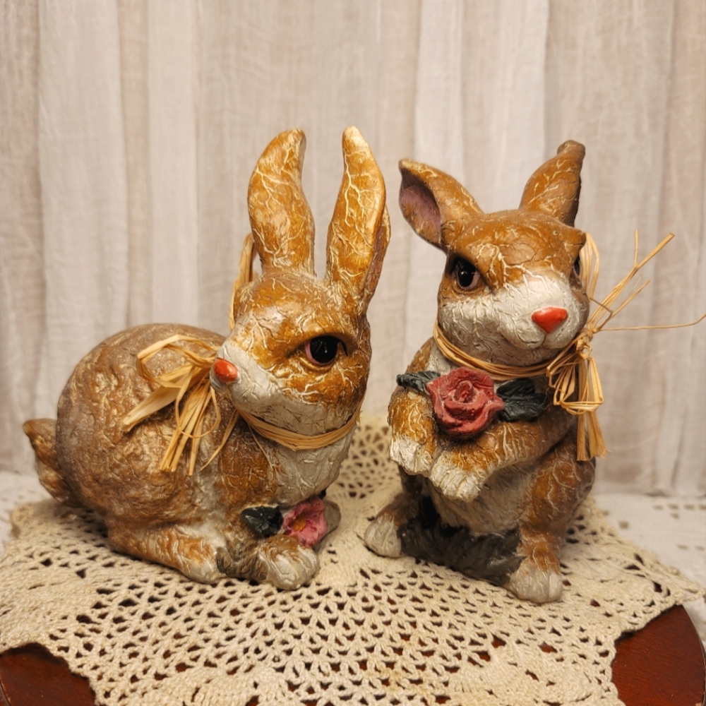Vintage KS Collection Resin Easter / Rabbit figurines Approx 5"X3"